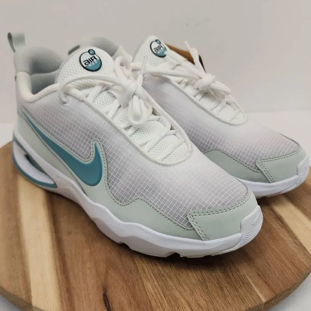 Nike Air Max Nova Size 6Y / Womens 7.5 White Silver